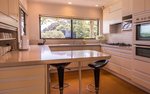 Waiheke Golden Sands: Kitchen