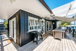 Waiheke Black Bach on Burrell: 1187