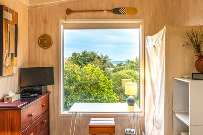 Waiheke Koru Cabin: View