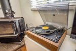 Waiheke Little Ocean Hideaway: Record player