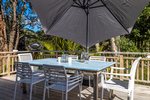 Waiheke Contego Cottage: Outdoor seating