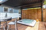 Waiheke Bay Breeze Retreat: Outdoor deck