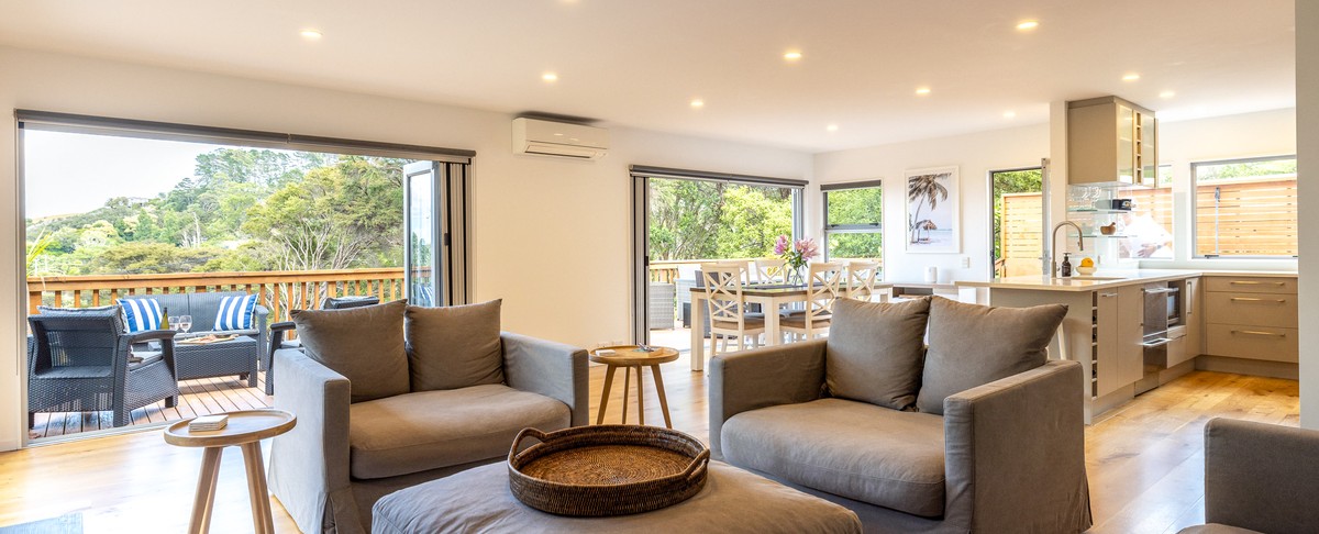 Visit Waiheke - Bay Breeze Retreat